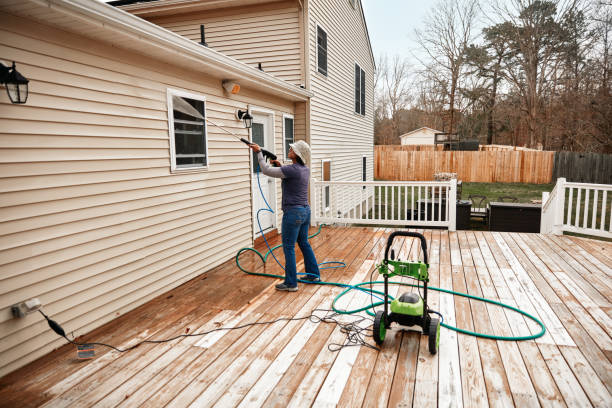 Best Commercial Building Pressure Washing  in Moses Lake, WA