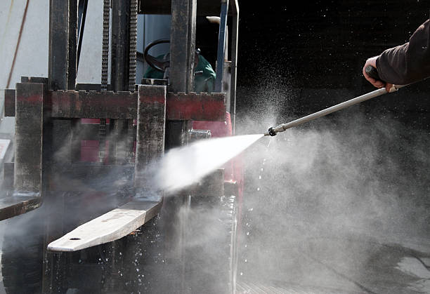 Best Deck Cleaning Services  in Moses Lake, WA