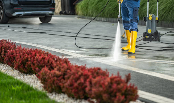 Best Sidewalk Pressure Washing  in Moses Lake, WA